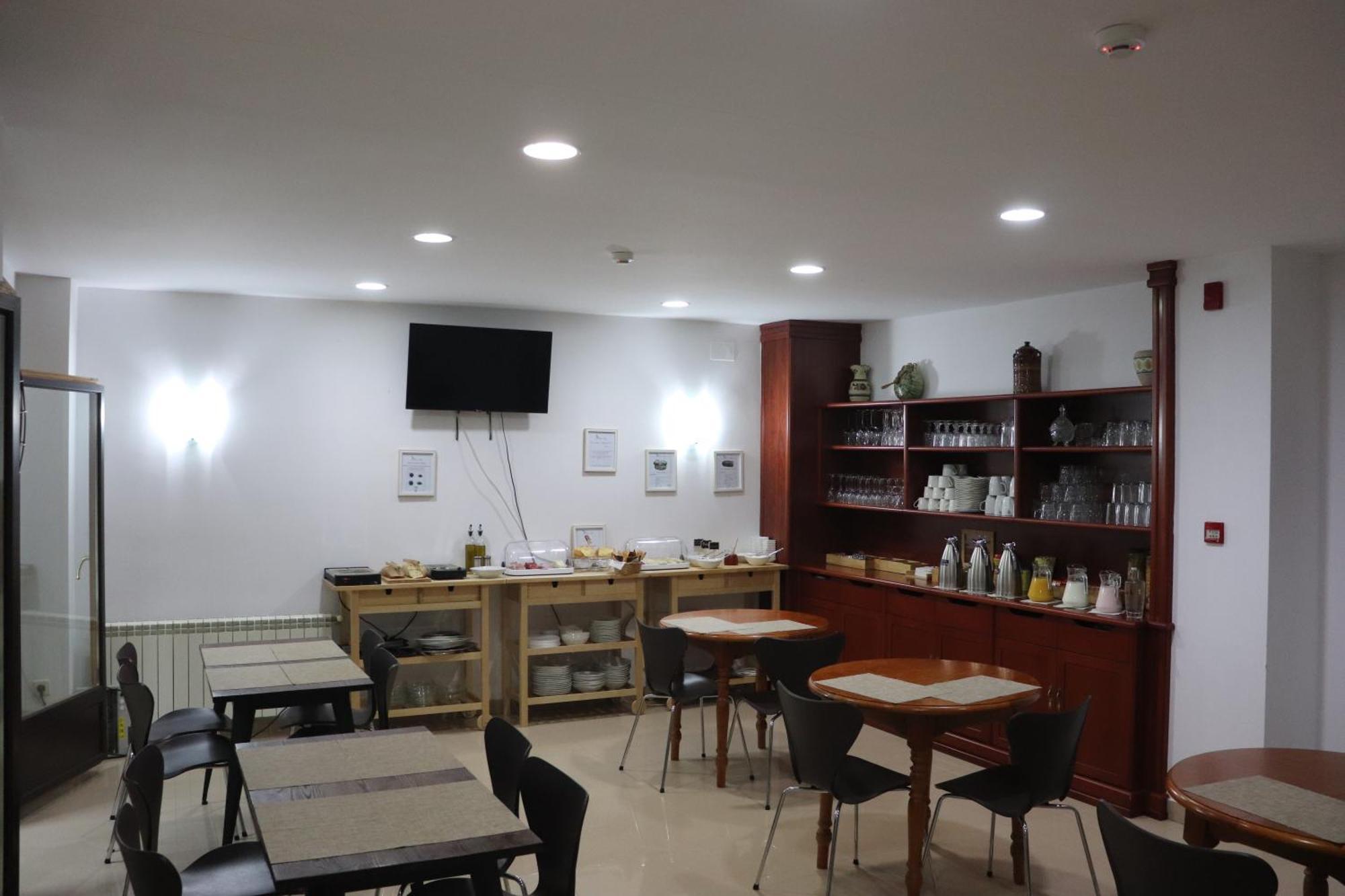 Hostal-Casa Rural Rosa-Nonna Сигуенца Екстериор снимка