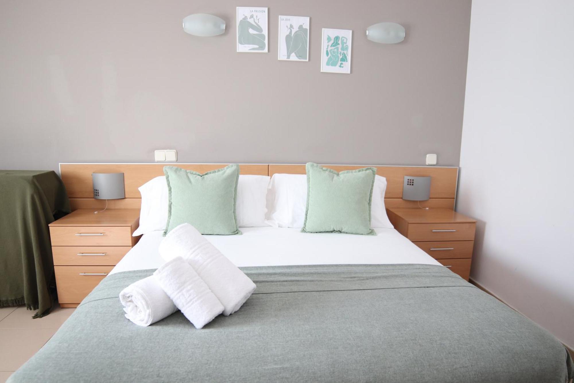 Hostal-Casa Rural Rosa-Nonna Сигуенца Стая снимка
