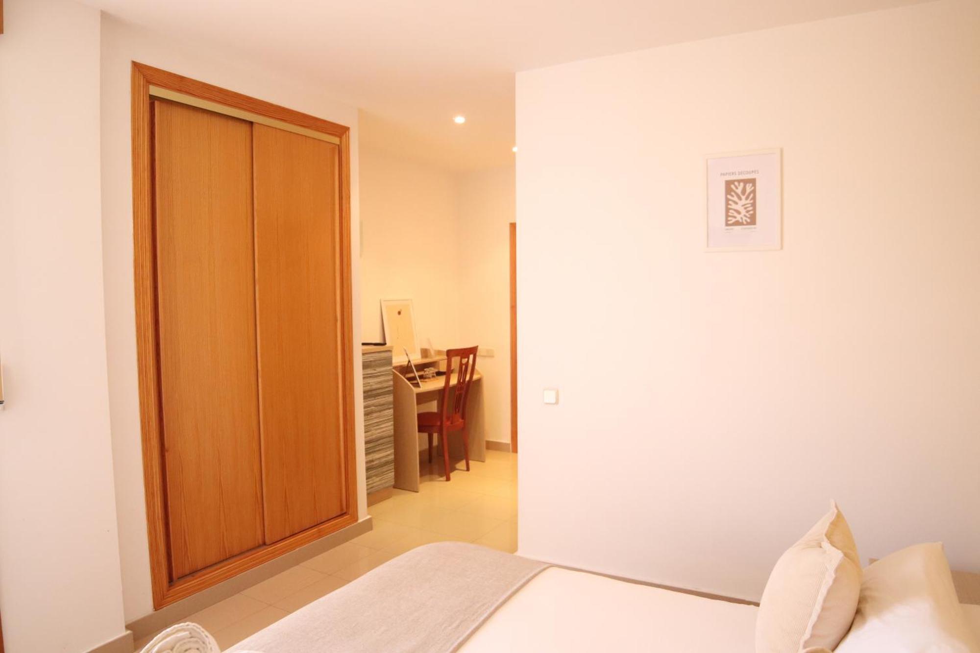 Hostal-Casa Rural Rosa-Nonna Сигуенца Екстериор снимка